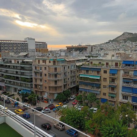 Top Floor Studio Near Metro&View&200Mbps Atenas Exterior foto