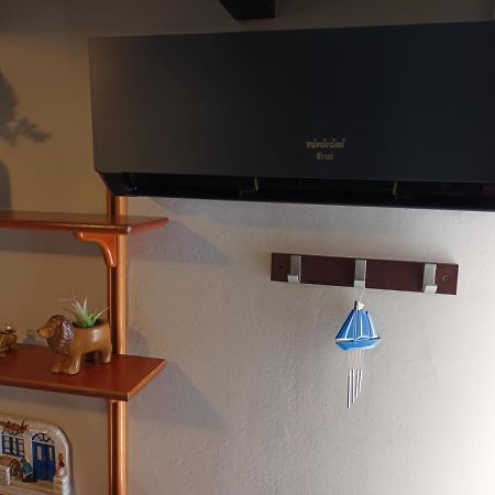 Top Floor Studio Near Metro&View&200Mbps Atenas Exterior foto