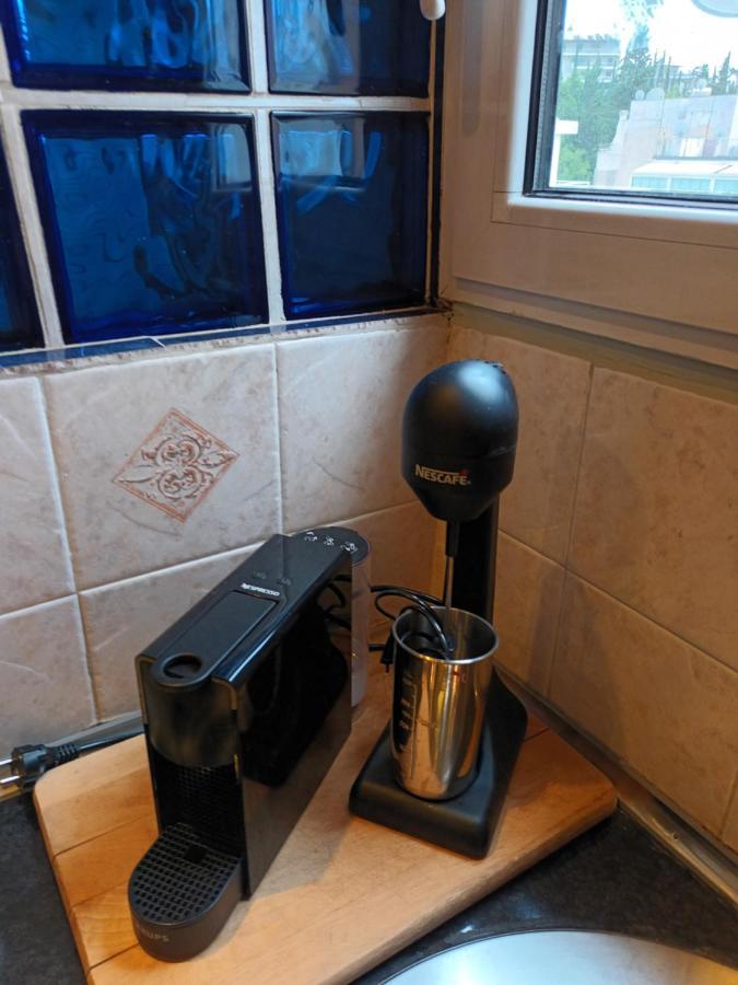 Top Floor Studio Near Metro&View&200Mbps Atenas Exterior foto