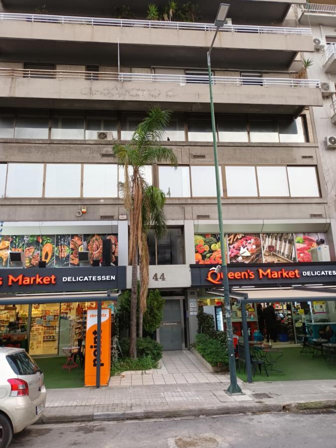 Top Floor Studio Near Metro&View&200Mbps Atenas Exterior foto