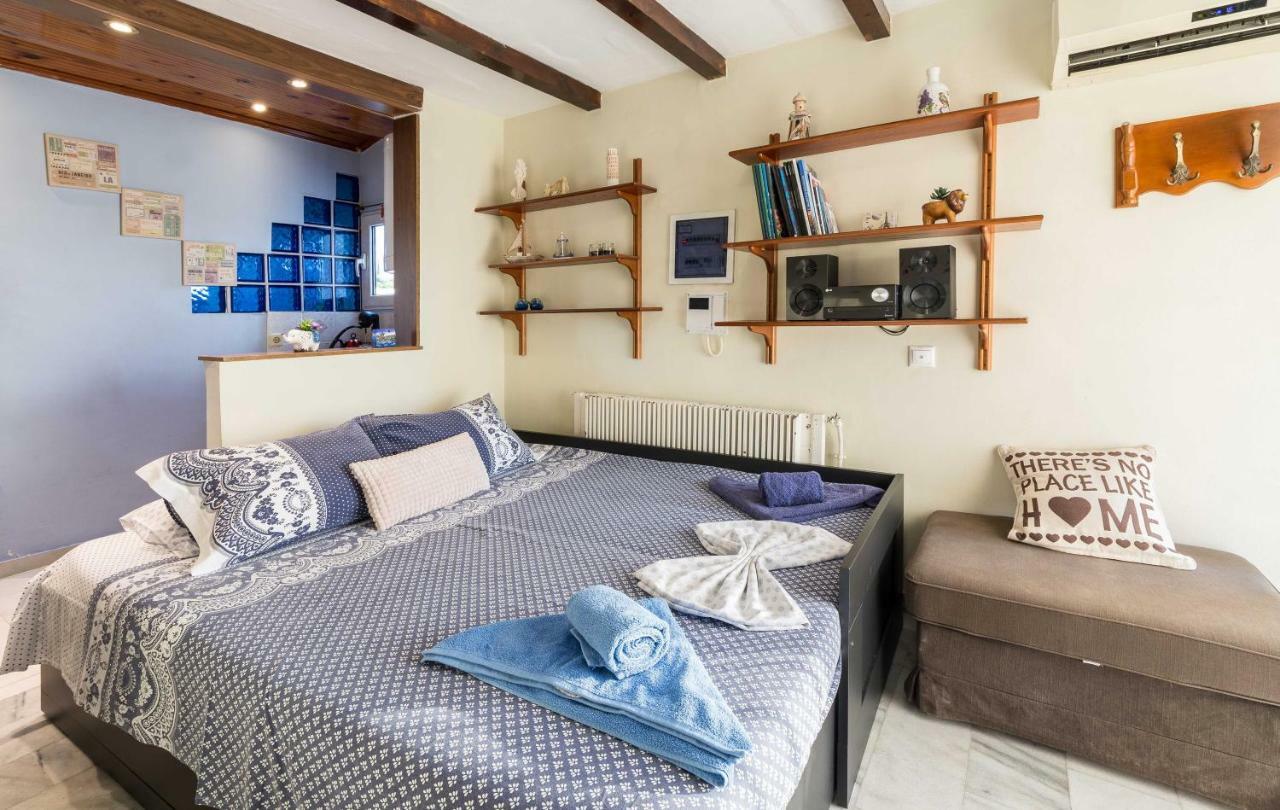 Top Floor Studio Near Metro&View&200Mbps Atenas Exterior foto
